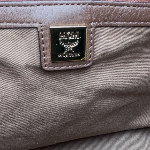 MCM brown leather hobo bag - Picture 9 of 10